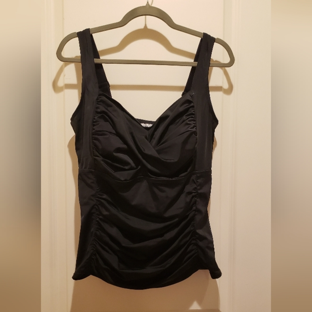 Avenue Black Tankini Top
